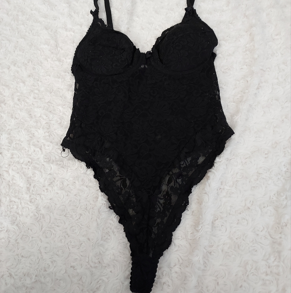 Black Lace Thong bodysuit one piece size Medium Bra Cup C Lingerie